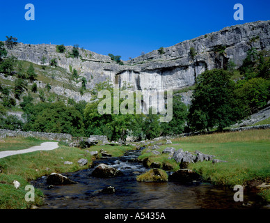 Malham Cove, Craven, District de North Yorkshire, Yorkshire Dales National Park, England, UK. Banque D'Images