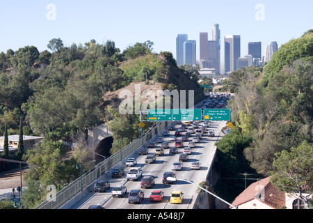 L'heure de pointe sur la Freeway 110 menant à Los Angeles Banque D'Images