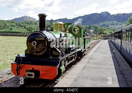 Dalegarth pour stand (Boot), GBR, 20. Août 2005 - locomotive à vapeur du fer sur station Dalegarth Holmrook pour stand dans la Banque D'Images