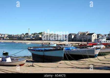Ligne de bateaux de pêche Banque D'Images