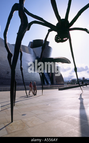 Maman sculpture à Musée Guggenheim Bilbão - Euskadi, ESPAGNE Banque D'Images
