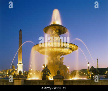 Fontaine de la Place de la Concorde Paris France Banque D'Images