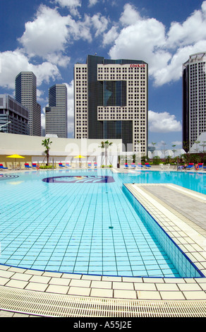 La piscine de l'hôtel Pan Pacific à Singapour Banque D'Images