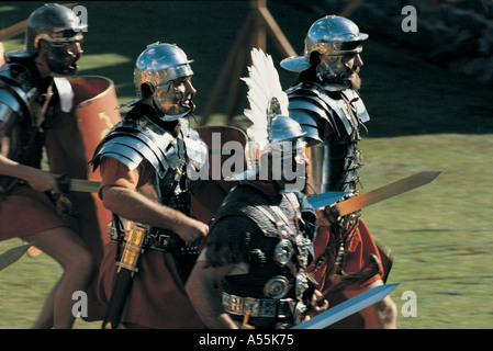 Ermin Street Guard, soldats romains à Caerleon Amphitheatre Banque D'Images