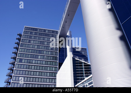 Bâtiment moderne de Telekom avec Sky lounge Munich Bavaria Allemagne Banque D'Images