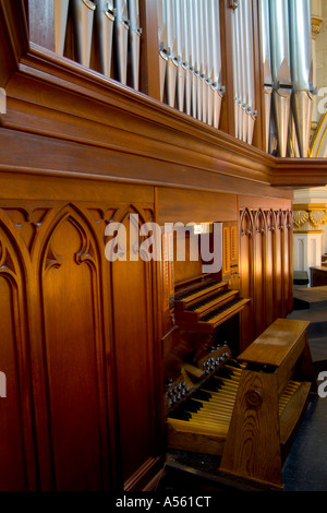 Clavier orgue à tuyaux manuel trois Banque D'Images