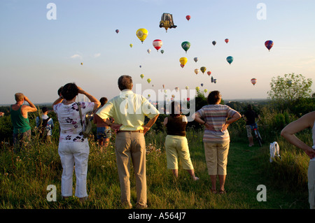 L'International Balloon Fiesta à Leipzig, qui a lieu annuellement à l'été, à laquelle beaucoup plus de 100 pilotes de ballon Banque D'Images