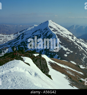 Stob Ben Binnein vu de plus en hiver, près de Crianlarich, région centrale, Ecosse, Royaume-Uni. Banque D'Images