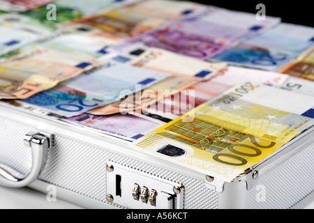 Billets de banque en euros dans l'affaire, close-up Banque D'Images