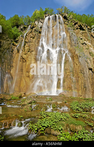 Nationalpark Plitvicer Seen Kroatien La grande cascade Veliki Slap Le parc national des Lacs de Plitvice Croatie Banque D'Images