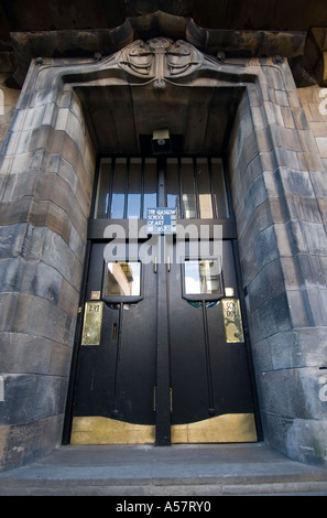 Détail de l'entrée porte à la Glasgow School of Art conçu par Charles Rennie Mackintosh UK Banque D'Images