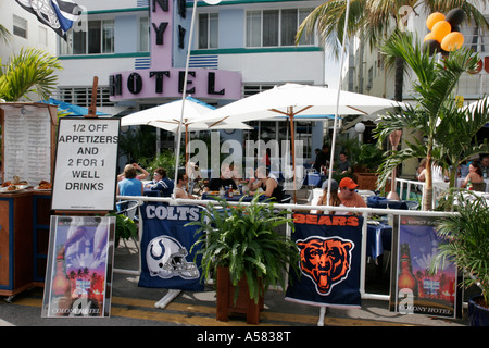 Miami Beach Florida,South Beach,Ocean Drive,Motorola Mile,Super Bowl XLI,événement,NFL,National football League,célébration,fan,sport,athlète,al fresco si Banque D'Images