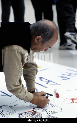 Quentin Blake artiste à grand tirage le Natural History Museum de Londres en 2000 Banque D'Images