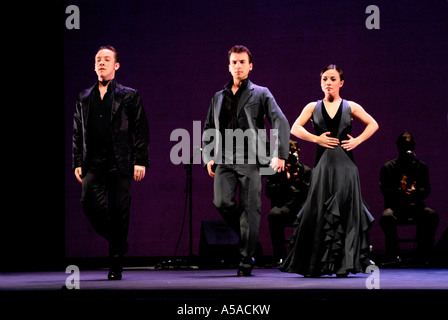 Olga Pericet avec Manuel Linan et Marco Flores dans le Festival de Flamenco 07 au Sadlers Wells Theatre London Banque D'Images