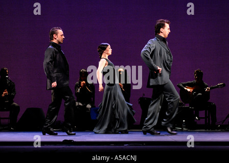 Olga Pericet avec Manuel Linan et Marco Flores dans le Festival de Flamenco 07 au Sadlers Wells Theatre London Banque D'Images