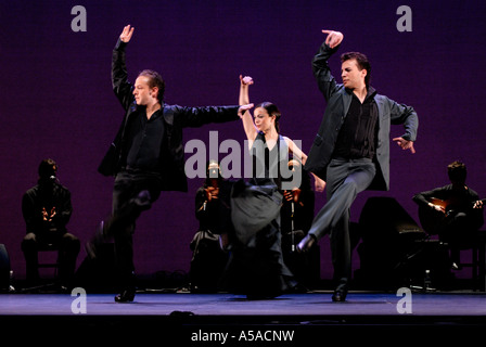 Olga Pericet avec Manuel Linan et Marco Flores dans le Festival de Flamenco 07 au Sadlers Wells Theatre London Banque D'Images