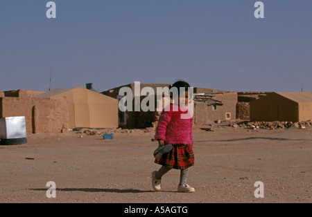 Une jeune fille sahraouie Tindouf en Algérie de l'Ouest Banque D'Images