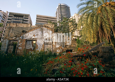 Vieux bâtiment endommagé et, Beyrouth, Liban Banque D'Images