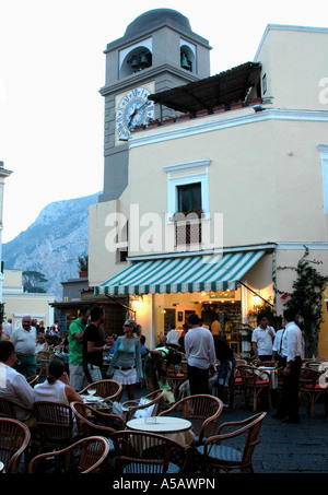 Les repas au restaurant Piazetta Capri Island Baie de Naples Banque D'Images