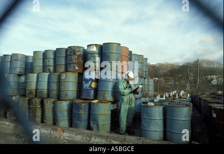 Le nettoyage des déchets toxiques dangereux illégale au site dans la vallée de l'Rhymny Site en Galles du Sud est maintenant effacée Wales UK Banque D'Images