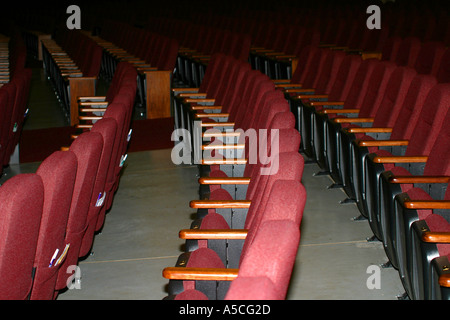 Sièges dans un auditorium Banque D'Images