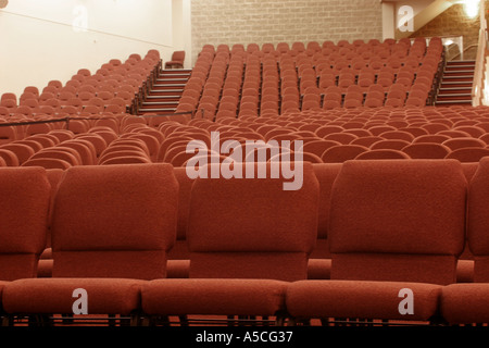 Sièges dans un auditorium Banque D'Images