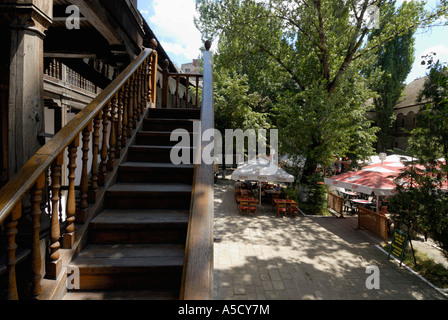 Roumanie BUCAREST. Le Hanul lui Manuc Inn Manuc, restaurant de l'hôtel. Banque D'Images