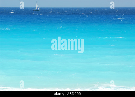 Playa Marlin partie de la longue plage de Cancun Mexique péninsule du Yucatan Banque D'Images
