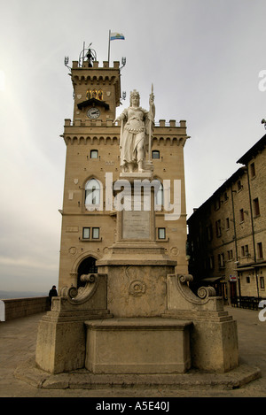 La place principale de San Martino Italie la verticale Banque D'Images