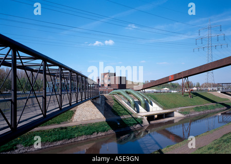 Gelsenkirchen, Allemagne Zeche Nordstern, BUGA 97 braunschweiger, Fachwerkbrücke Bandbrücke und Banque D'Images