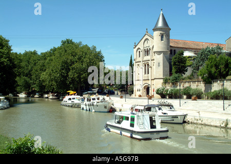 Chateau Ventenac winery sur le Canal du Midi à Ventenac Minervois Sud France UE Banque D'Images