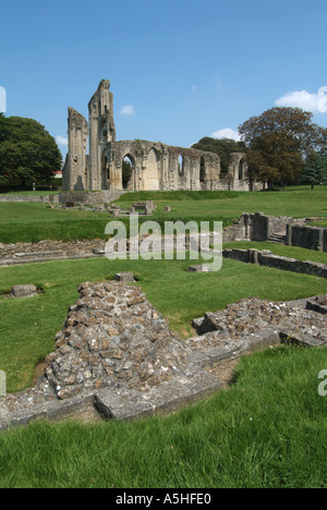 Les ruines de l'Abbaye de Glastonbury Banque D'Images