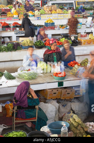 Marché de Fruits et légumes à Achgabat Banque D'Images