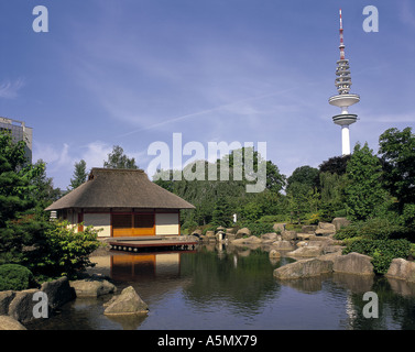 Jardin japonais parc Planten un Blomen à Hambourg Allemagne Banque D'Images