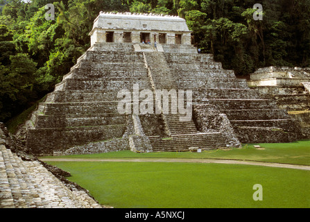 Templo de las Inscripciones, les ruines mayas à Palenque, l'état du Chiapas, Mexique Banque D'Images