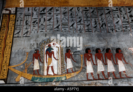 Peinture de la barque de Ra dans la chambre funéraire dans la tombe de Ramsès I, Vallée des Rois, Louxor, Egypte Banque D'Images