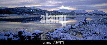 L'hiver sur Moy Loch, Glen Spean, Lochaber, Highlands écossais. GPAN 0117 Banque D'Images