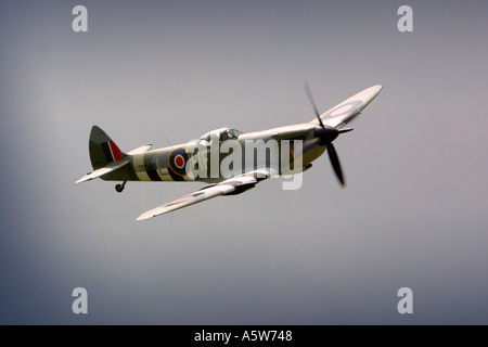 Royal Airforce Seconde Guerre mondiale chasseur Spitfire avion Vol la bataille d'Angleterre Banque D'Images