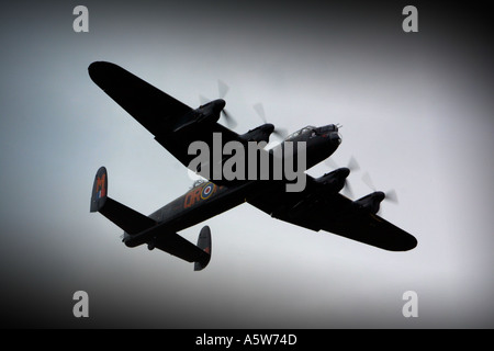 Avro Lancaster de la Royal Air Force de bombardiers lourds de la seconde guerre mondiale Battle of Britain Memorial Flight Banque D'Images