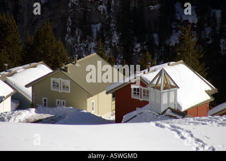 Station de ski Flaine Chalets Maisons en hiver Haute Savoie Rhone-Alpes France Banque D'Images