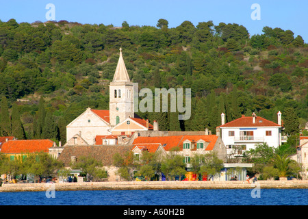 Zlarin eglise de mer île de Zlarin Croatie Banque D'Images