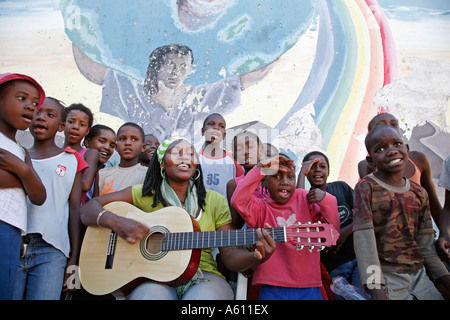 Les juges Painet1761 Namibie enfants enfants de nombreux orphelins du sida séropositif bernard nordkamp youth Centre Katatura noir Banque D'Images