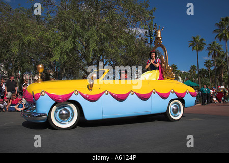 Snow White, Disney Stars and Motor Car Parade, Disney MGM Studios, Orlando, Floride, USA Banque D'Images