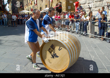 Bravio delle Botti fête Montepulciano Toscane Italie Banque D'Images