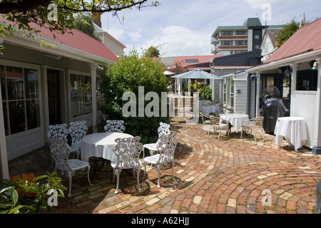 Les bâtiments anciens en bois transformé aujourd'hui en cafés Parnell Auckland New Zealand Banque D'Images