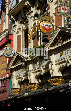 Le célèbre de hems pub Hollandais à Macclesfield Street London Chinatown Banque D'Images