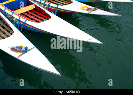 Bateaux amarrés sur River Bangkok Thaïlande Banque D'Images