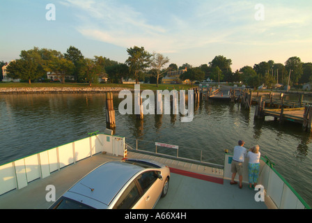 Traversée en ferry de Bellvue dans d'Oxford sur la rivière Avon Tred Banque D'Images
