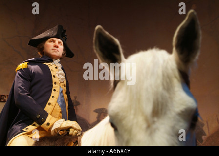 Le général George Washington à cheval dans un diorama grandeur nature représentant lui à l'âge de 46 ans Banque D'Images