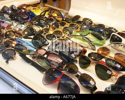 Lunettes exclusif sur l'affichage en vitrine Maastricht Pays-Bas Hollande Banque D'Images